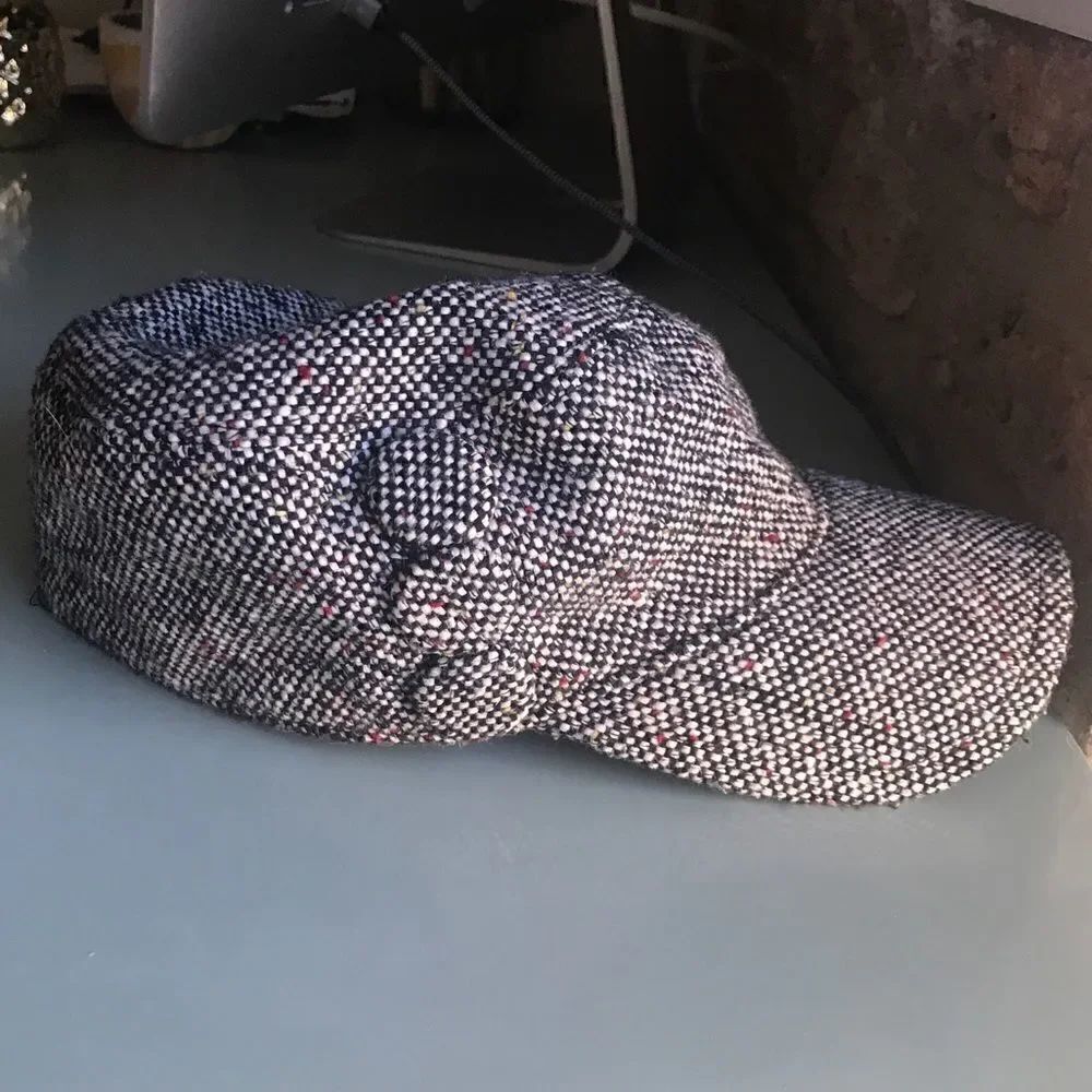 Grey vintage baseball hat